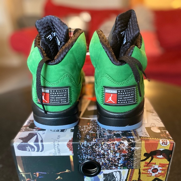 Oregon 5 Jordan’s. Size 9 MENS $275 - Picture 6 of 7